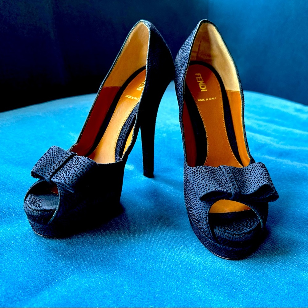 Fendi suede peep-toe pumps